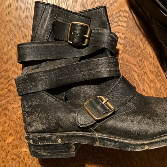 Jeffrey Campbell size 9 Brit slouchy biker boot distressed - Picture 7 of 10